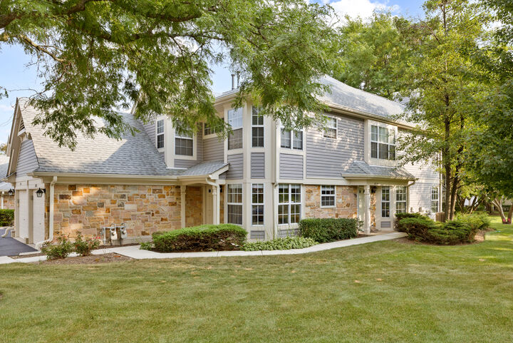 2814 Belle Lane 2814  Schaumburg IL 60193 photo