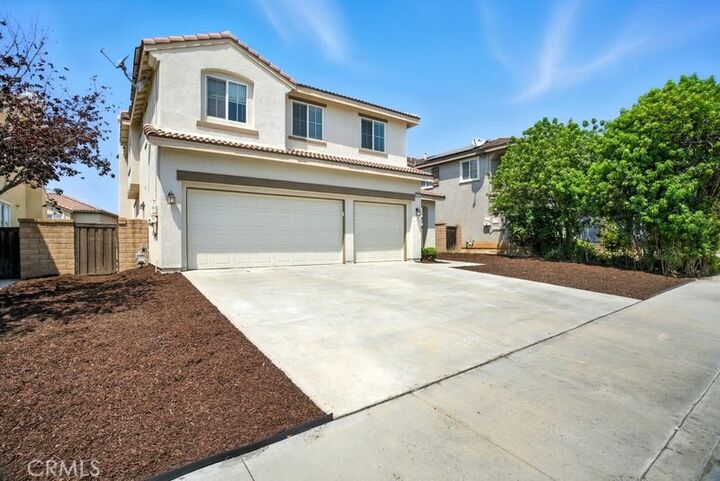 Property Photo: 37437 Lumiere Avenue CA 92563