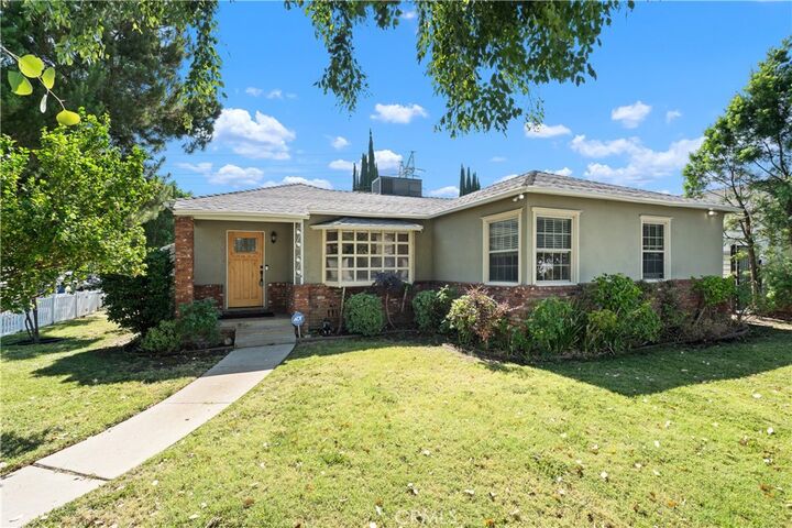 Property Photo:  5732 Wilbur Avenue  CA 91356 
