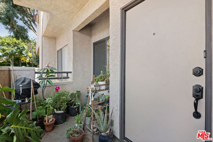 Property Photo:  221 McAfee Court  CA 91360 