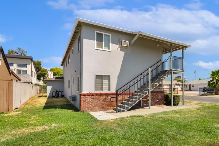 Property Photo:  4080 21st Street  CA 95822 