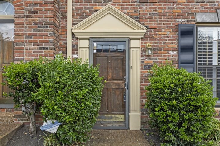 Property Photo:  2018 Stokes Ln  TN 37215 