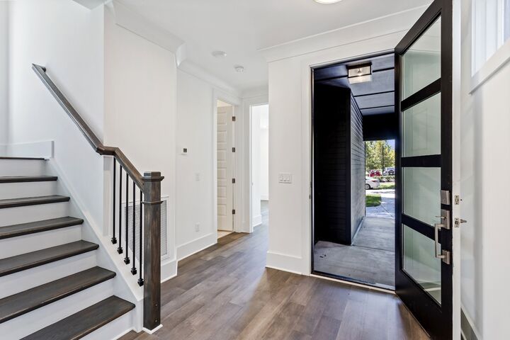 Property Photo:  217B Eastmoreland St  TN 37207 