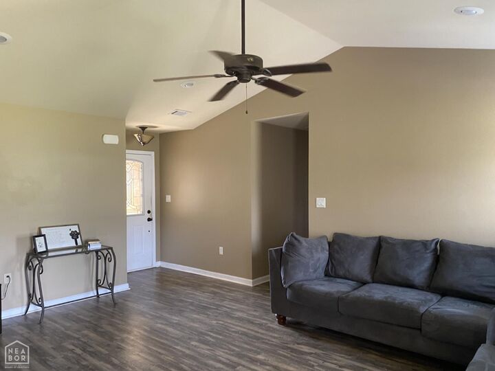 Property Photo: 358 Wildwood Pt AR 72405