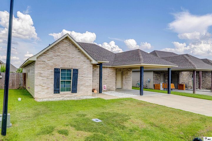 Property Photo:  111 Yellow Pine Drive  LA 71225 