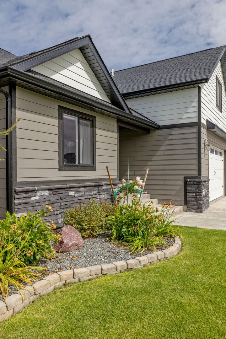 Property Photo:  364 Meadow View Loop  MT 59635 