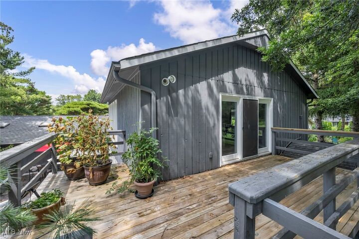 Property Photo: 5659 Creekside Lane OH 44039