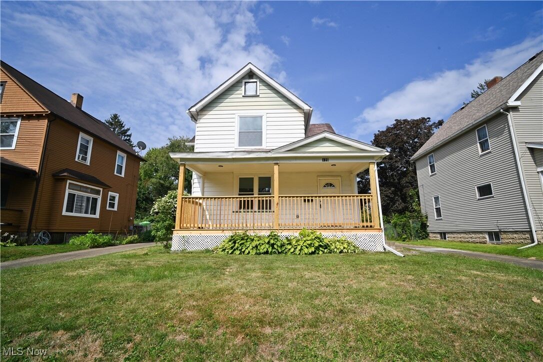 Property Photo:  120 S Whitney Avenue  OH 44509 