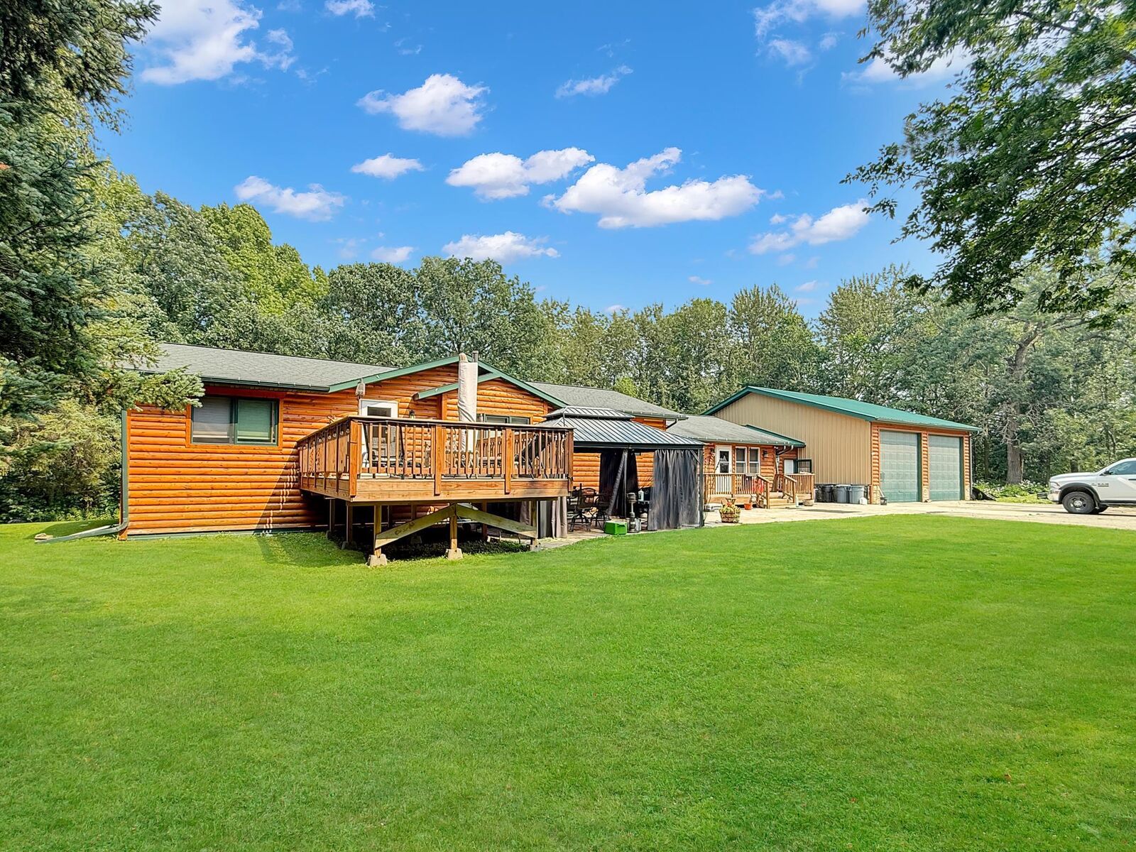 Property Photo:  46496 County 7  MN 56644 