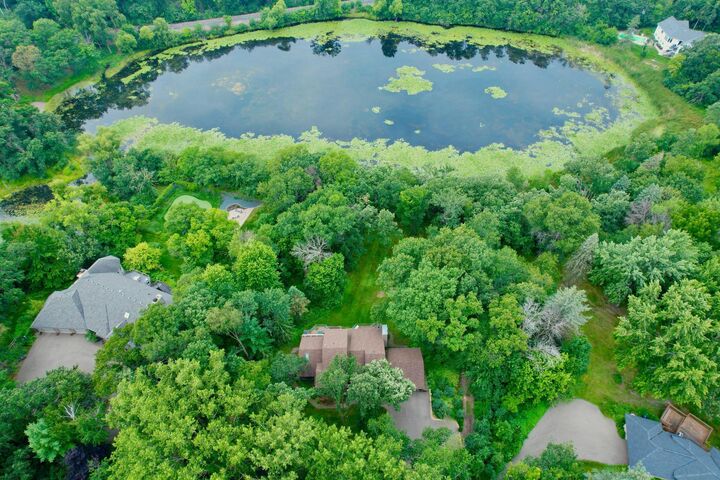 8910 Southwood Drive  Bloomington MN 55437 photo