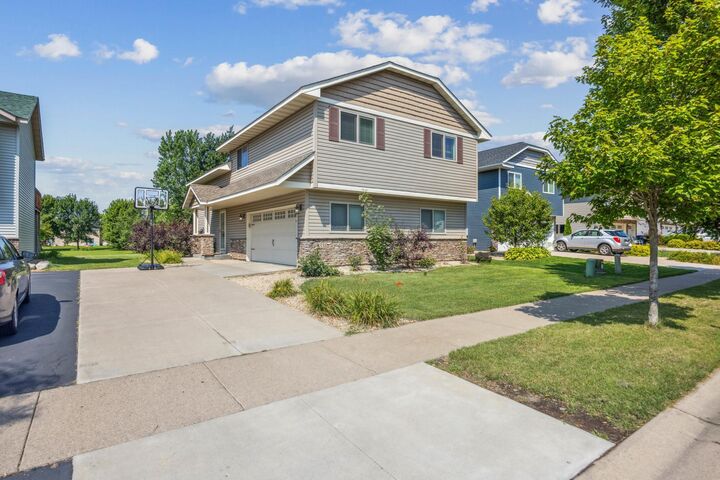 Property Photo:  9351 Golden Pond Lane N  MN 55362 
