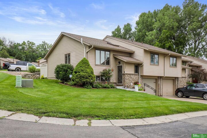 Property Photo:  102 Arbor Ridge Lane  IA 51503 