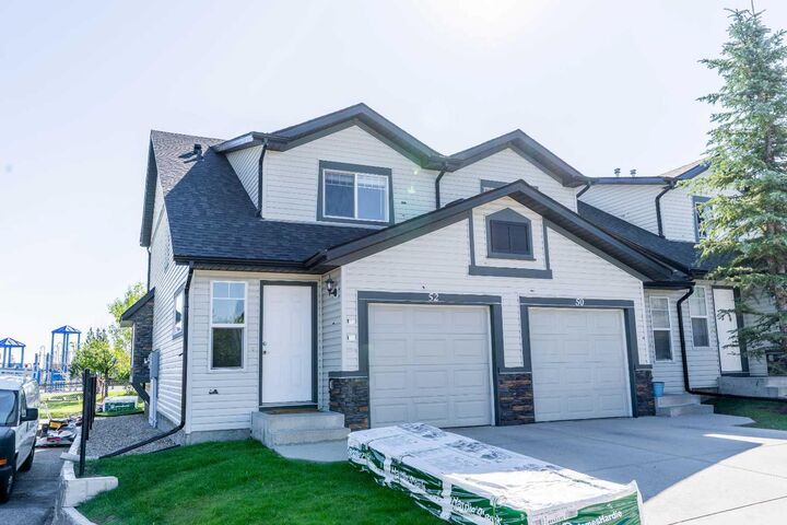 52 Panatella Villas NW  Calgary AB T3K 0G6 photo