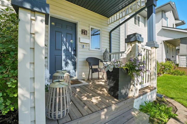 Property Photo: 28 Lanterman Close AB T4R 3K3