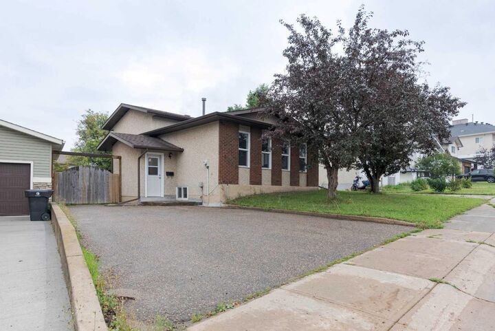 1069 Timberline Drive  Fort McMurray AB T9K 1T9 photo
