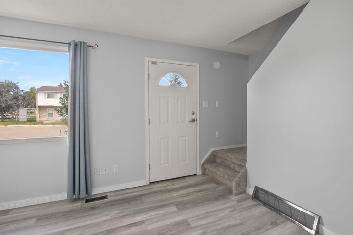 Property Photo: 35 Nash Street C2 AB T4P 1X9