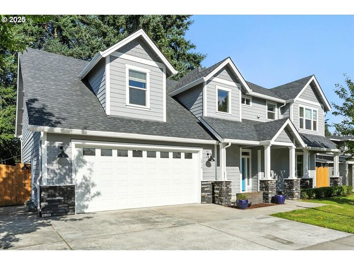 Property Photo:  2818 NE 125th Ct  WA 98682 