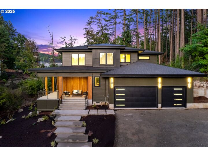 Property Photo:  9630 SW Spring Crest Dr  OR 97225 