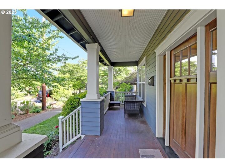 Property Photo:  3144 NE 47th Ave  OR 97213 