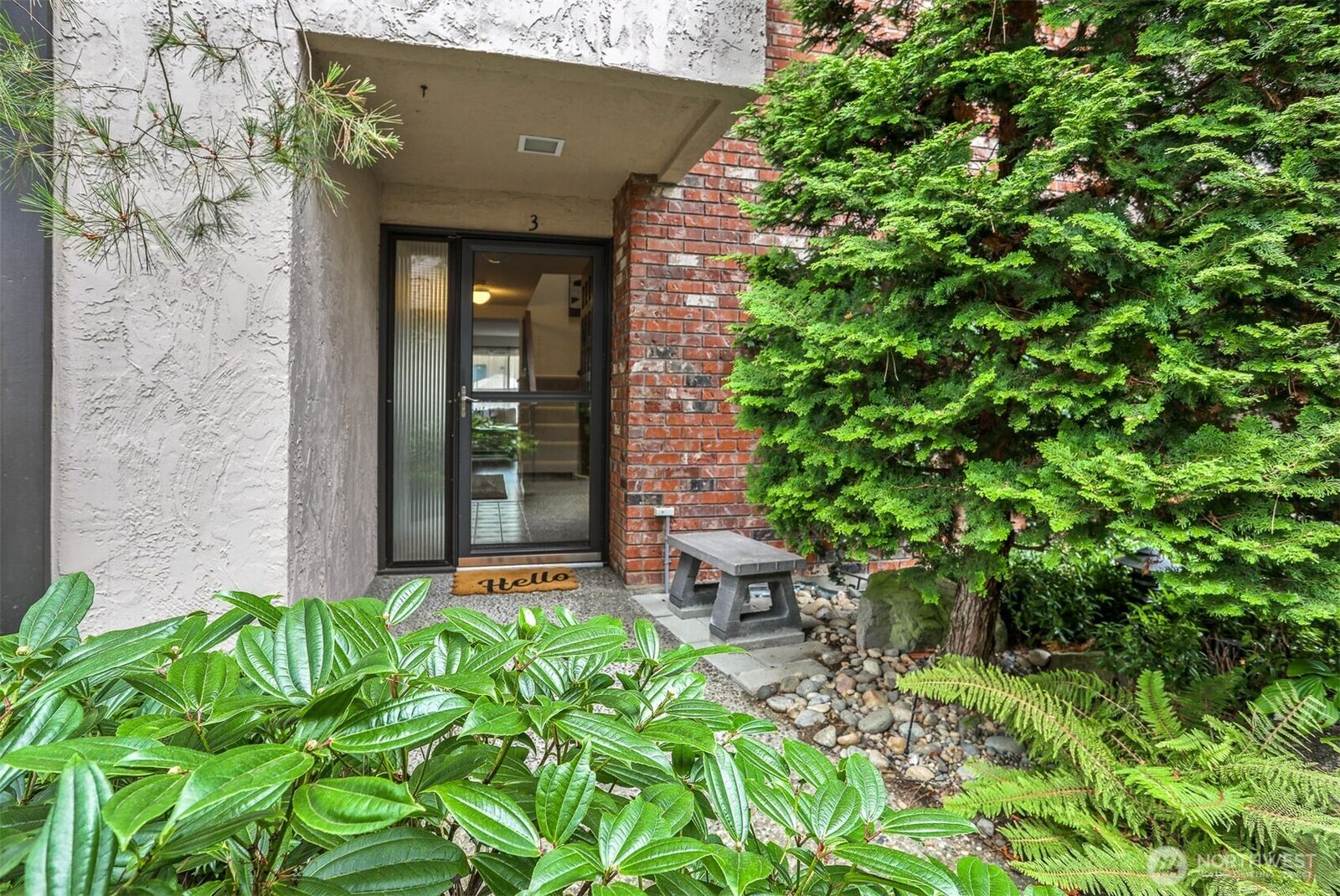 Property Photo:  1532 NW 195th Street 3  WA 98177 