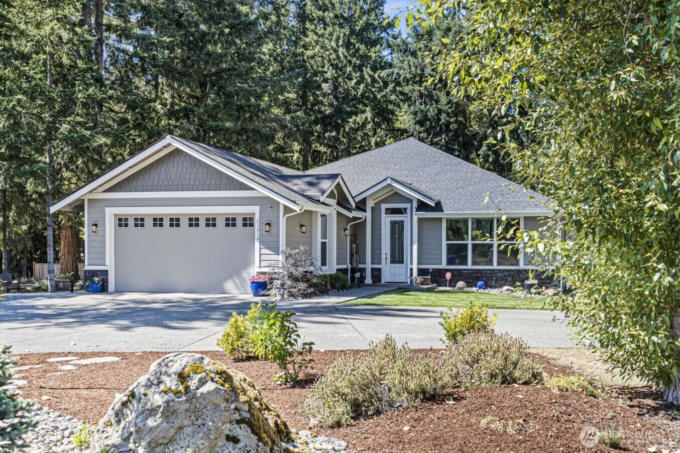 Property Photo:  21010  Meridian Avenue E  WA 98338 