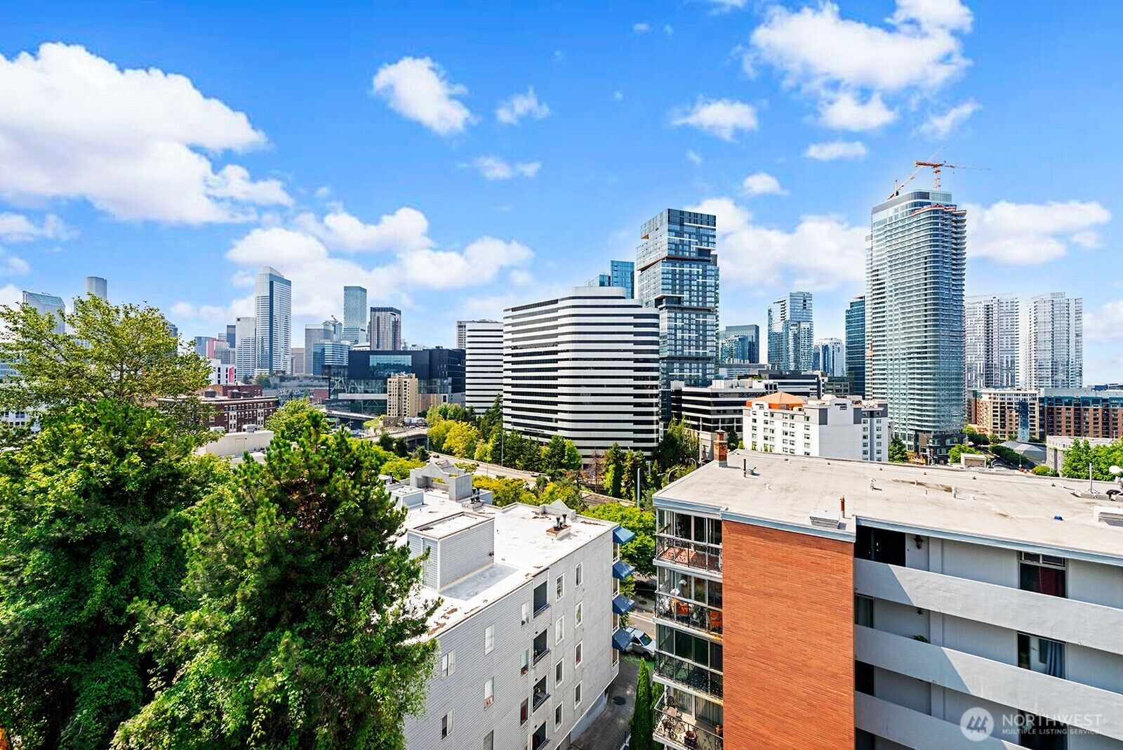 Property Photo:  1805  Bellevue Avenue 503  WA 98122 