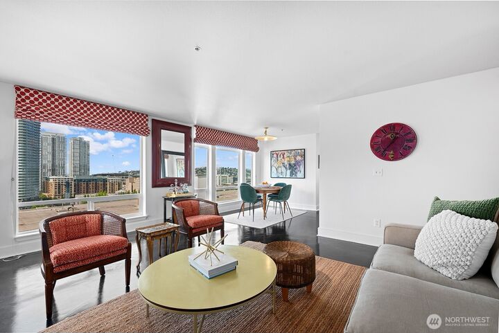 1805  Bellevue Avenue 503  Seattle WA 98122 photo
