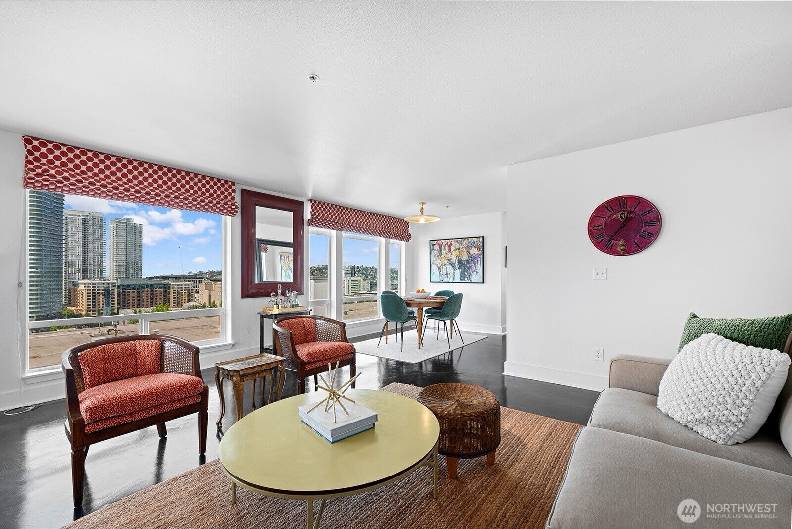 Property Photo: 1805 Bellevue Avenue 503 WA 98122
