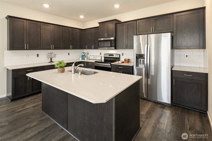 Property Photo: 307 Nelson Lane WA 98922