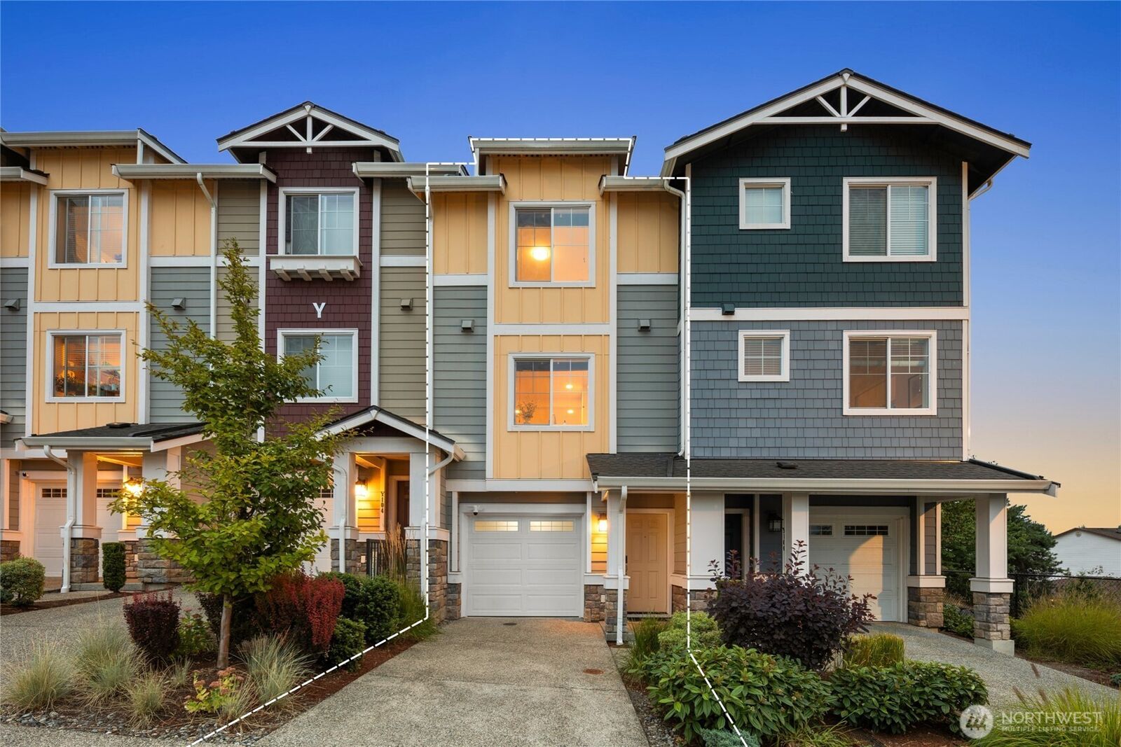 Property Photo:  22328  88th Way S Y105  WA 98031 