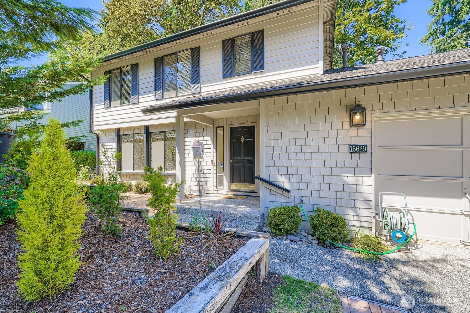Property Photo: 16629 158th Place SE WA 98058
