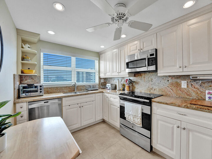Property Photo:  3300 S Ocean Boulevard 1021-C  FL 33487 