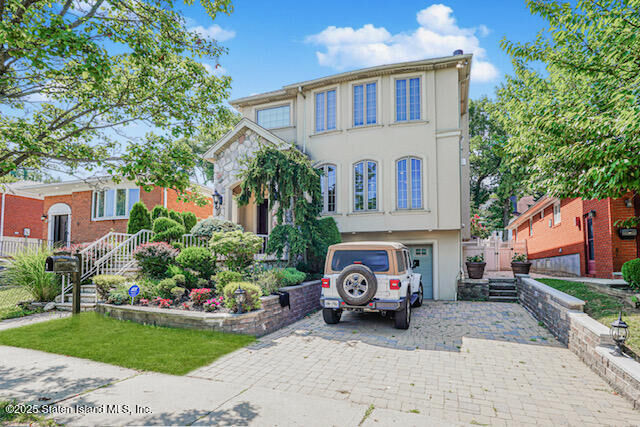 Property Photo: 182 Benedict Avenue NY 10314