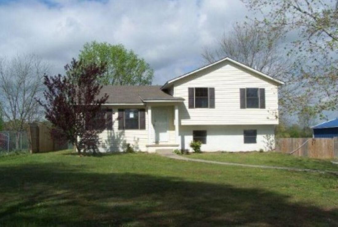 Property Photo:  752 Industrial Park Rd  AL 35057 - CULLMAN 