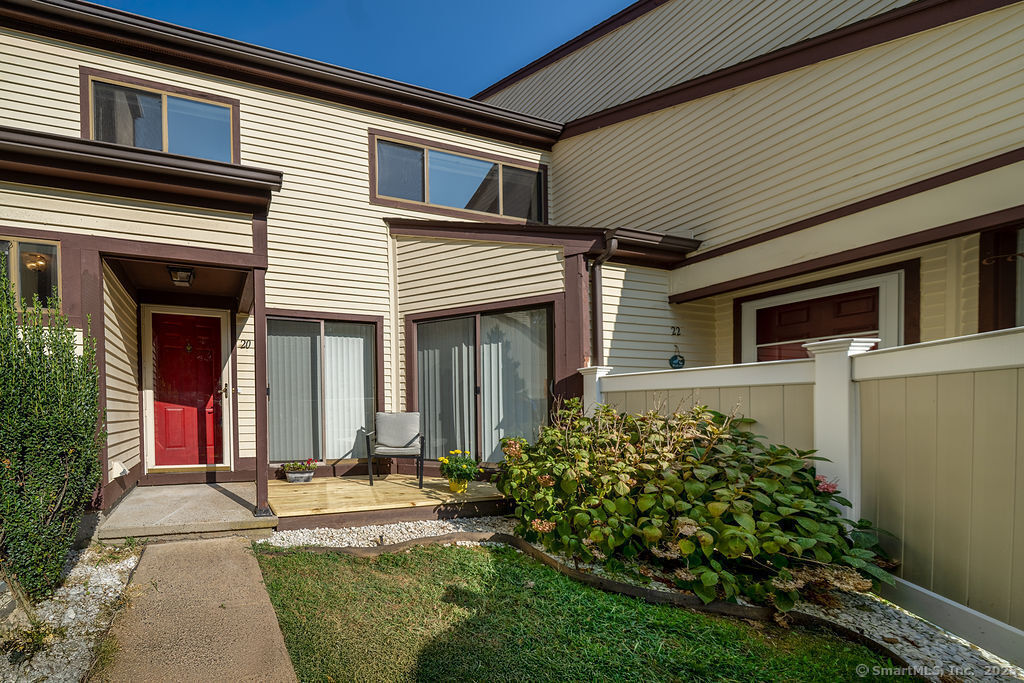 Property Photo:  81 Main Street 20B  CT 06405 