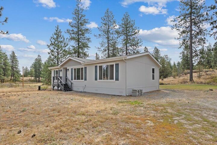Property Photo:  7527 W Greenwood Rd  WA 99224 