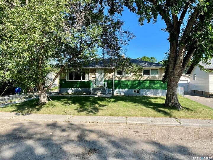 Photo de la propriété: 6 Labelle Place SK S4N 1T8