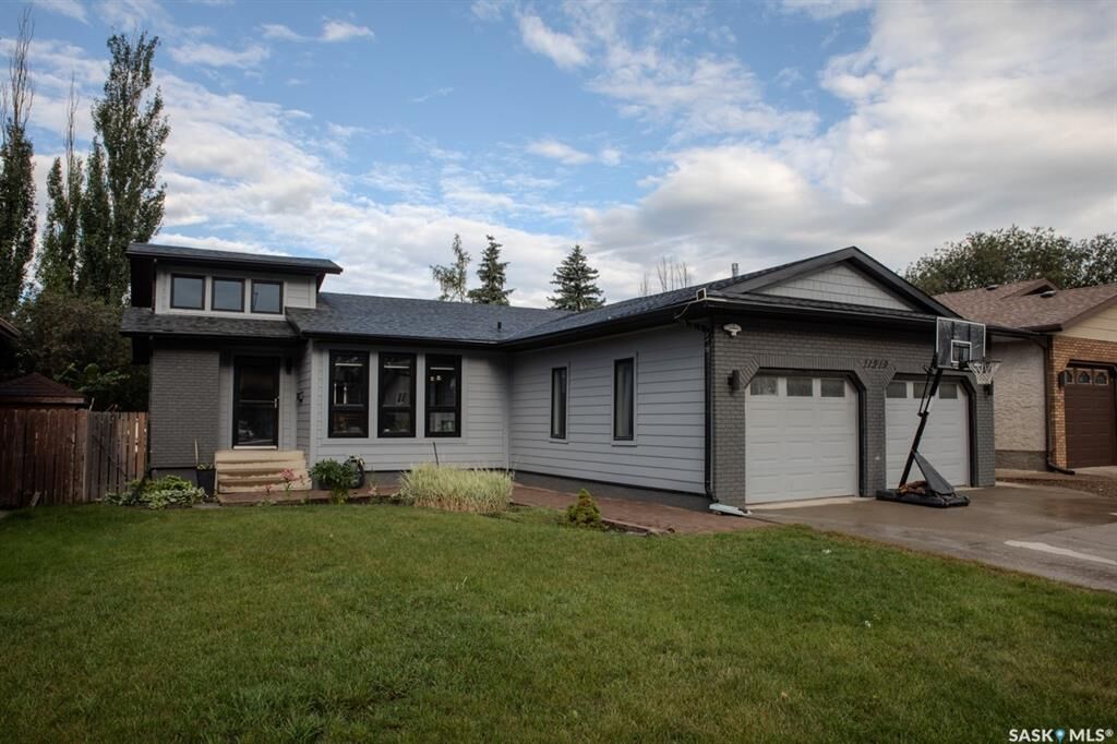 Property Photo: 11219 Gardiner Drive SK S9A 3M5