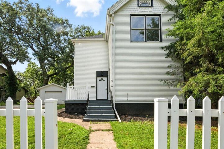 Property Photo:  216 Morningside  Avenue  IA 51503 