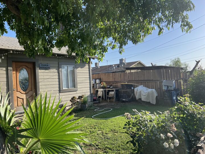 Property Photo:  12423 Bond Avenue  CA 93615 
