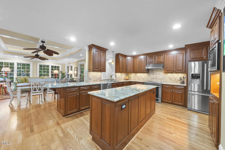 Property Photo:  5724 Edgedale Drive  NC 27612 