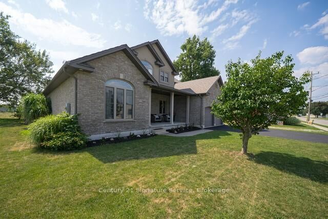Property Photo: 23 College Avenue ON N0E 1M0