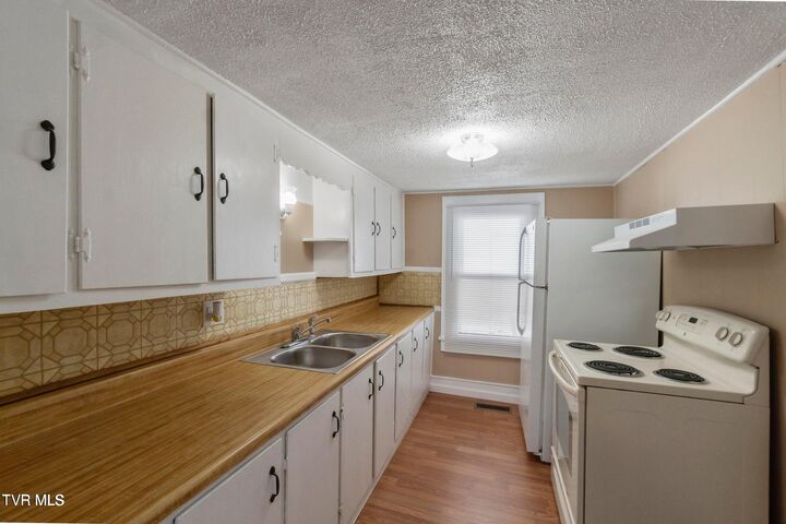 Property Photo:  312 North Highland Avenue  TN 37745 