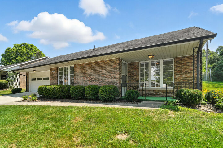 Property Photo:  2100 Manhattan Boulevard  OH 45504 
