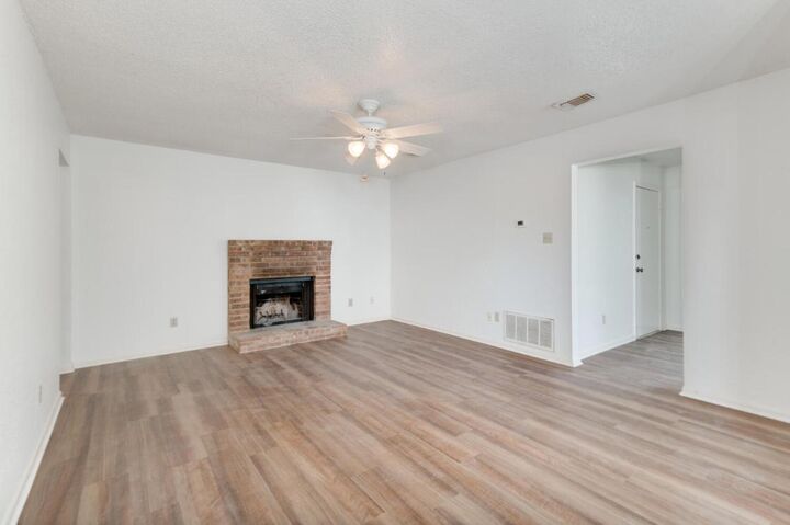 Property Photo: 13341 Water Oak Lane TX 78729