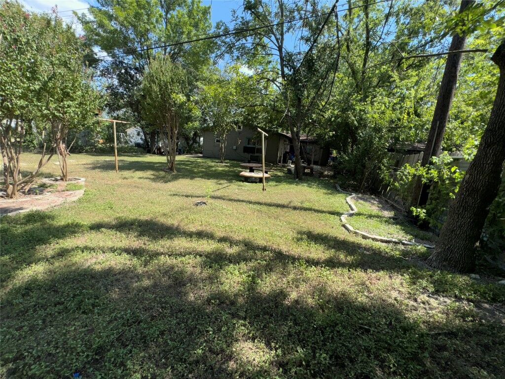 Property Photo: 6810 Galindo Street TX 78741