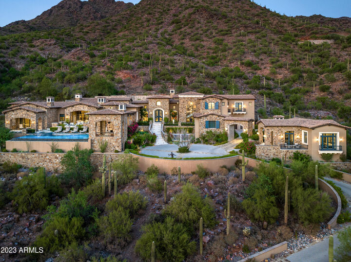 Property Photo: 11200 E Canyon Cross Way AZ 85255