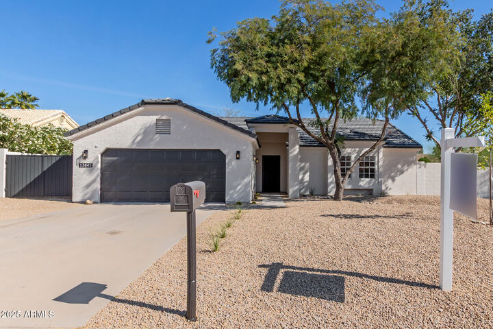 Property Photo: 13845 N Kendall Drive AZ 85268