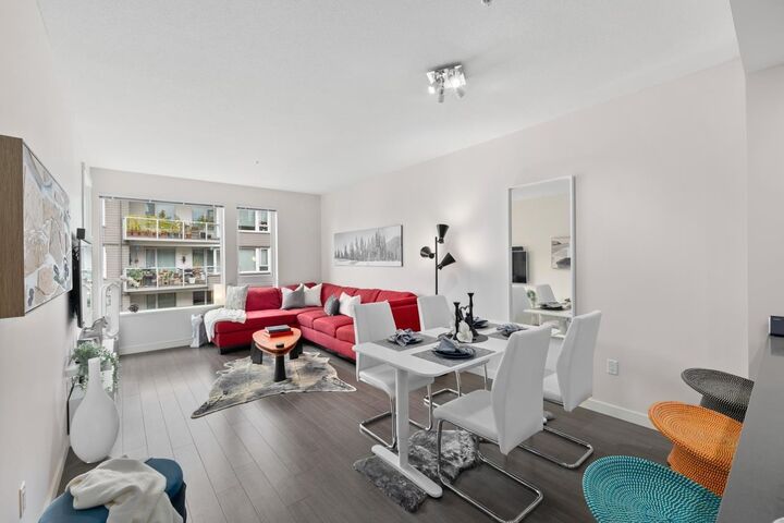 255 W 1st Street 411  North Vancouver BC V7M 3G8 photo