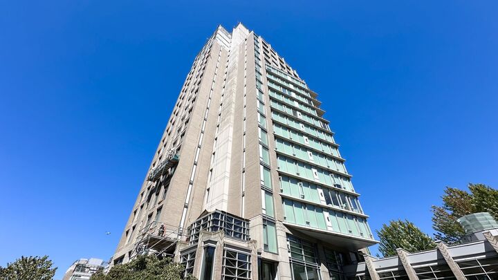Property Photo:  1925 Alberni Street 401  BC V6G 0A3 